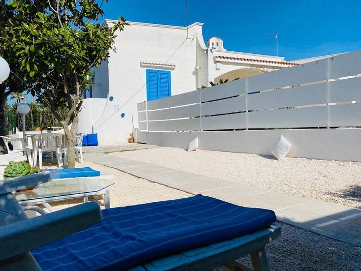 Villa per 4 persone, con Idromassaggio e Giardino a Villanova (Puglia)