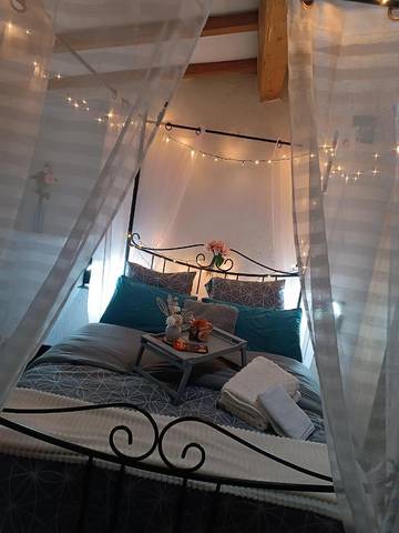 Gîte pour 8 personnes, avec vue, animaux acceptés à Capendu