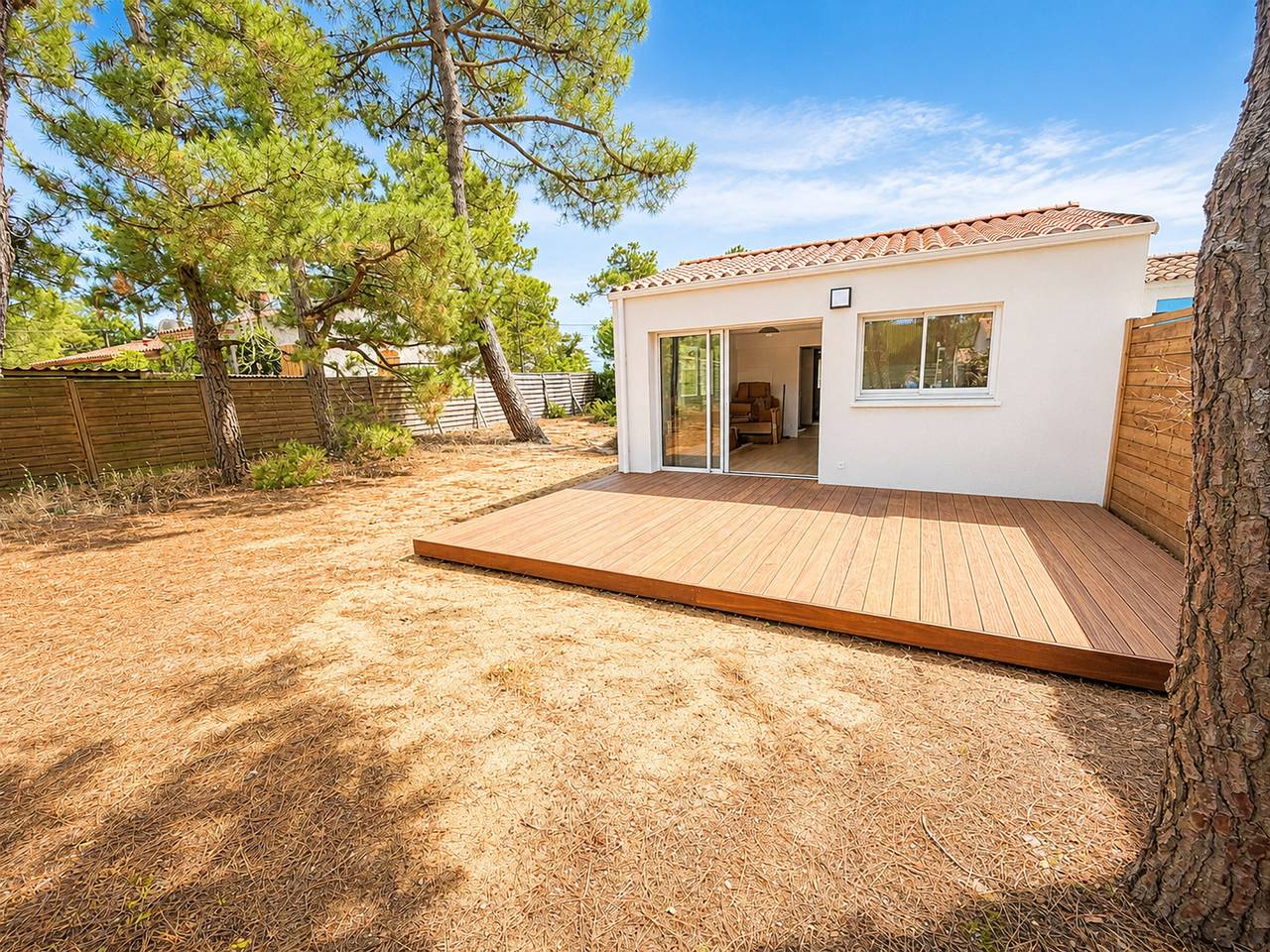 Maison Boisée à La Tranche-sur-Mer, Proche Plage Sainte Anne et Commodités in La Tranche-sur-Mer, Vendée