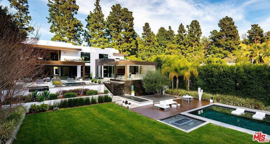 Lago Vista Modern - Lush Private Beverly Hills with First-Class Amenities in Los Angeles, Los Angeles County