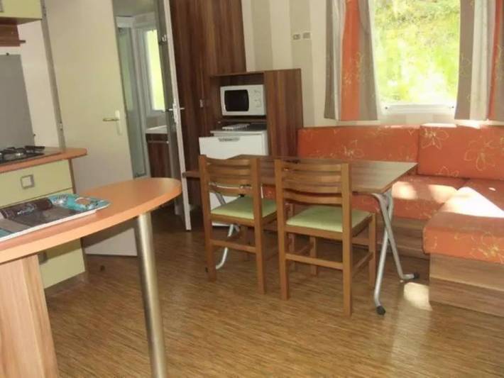 Mobil home pour 6 personnes, avec bassin pour enfant à Plazac - 3