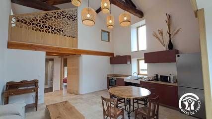 Gîte pour 4 personnes, avec terrasse, animaux acceptés à Berlats