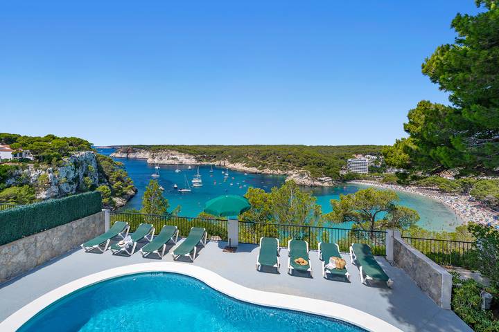 Finca für 8 Personen, mit Balkon und Terrasse sowie Garten auf Menorca