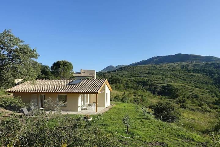 Maison de vacances pour 4 personnes, avec jardin ainsi que vue et terrasse