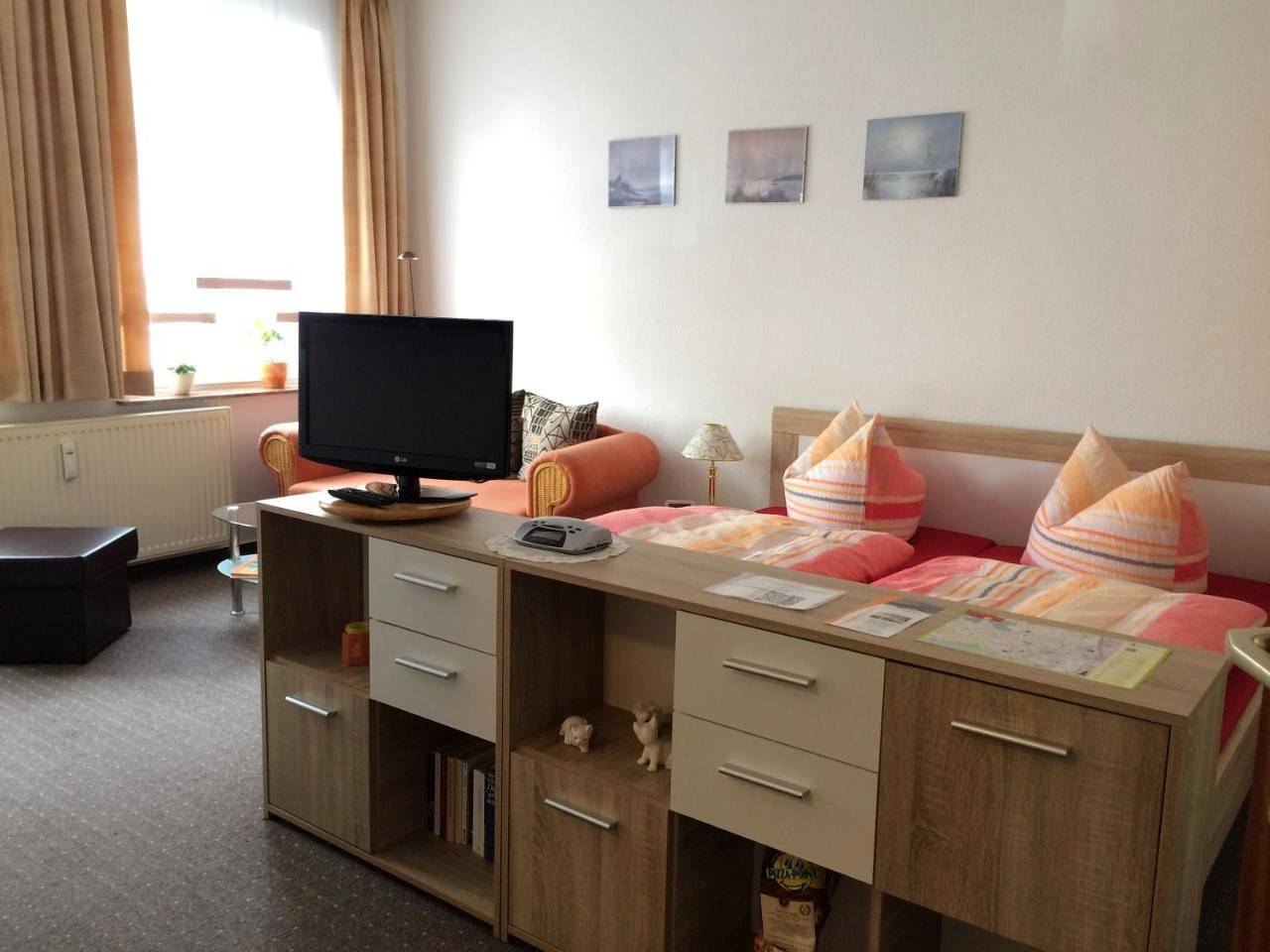 Ganze Wohnung, Apartment with Shower in Wittenberge, Prignitz