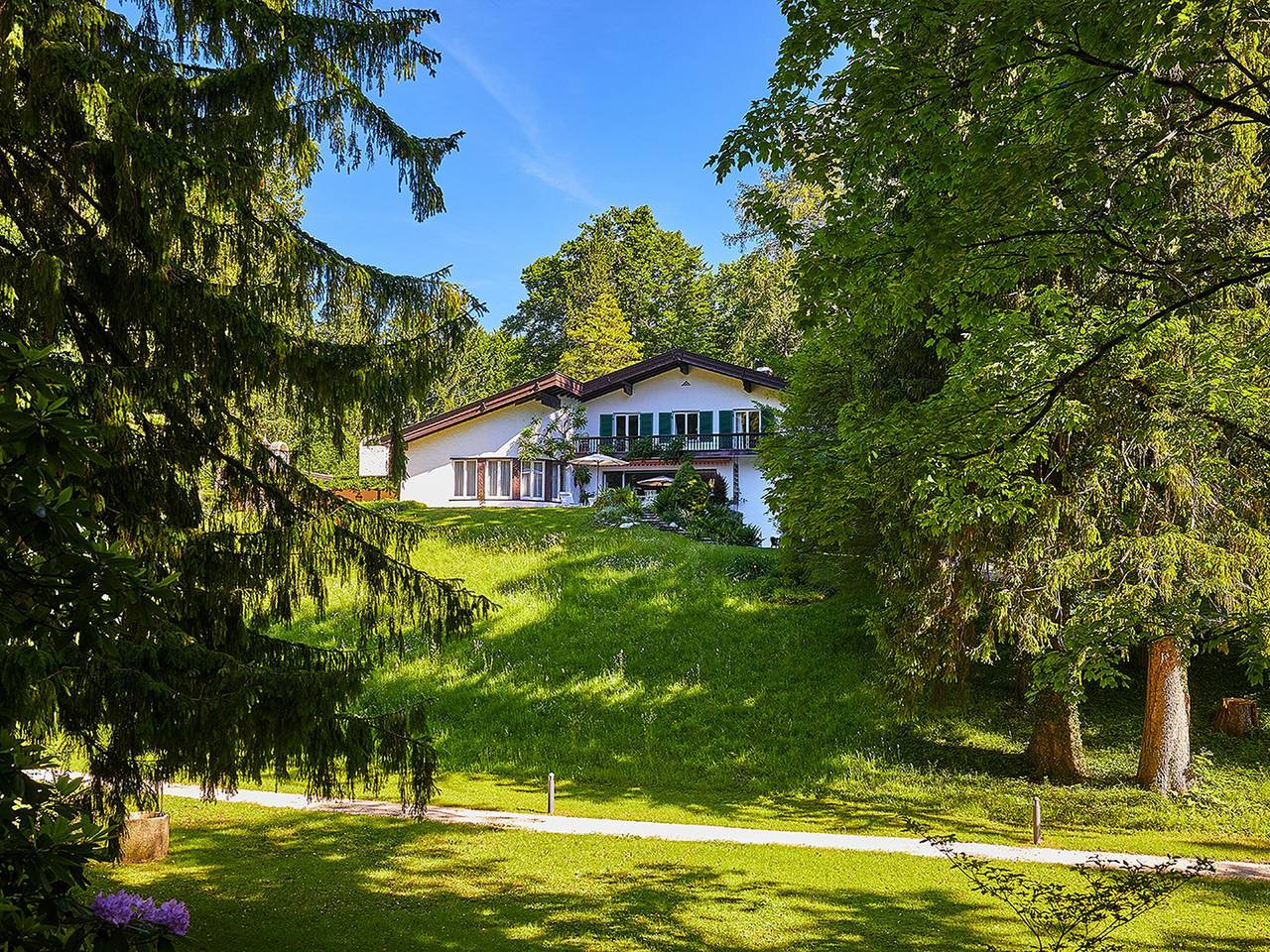 Villa Sawallisch - Apartment Mozart mit 2 Schlafzimmer max. Personen 4 in Grassau, Chiemsee