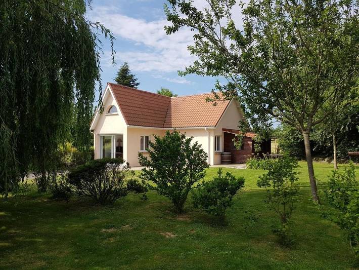 Gîte pour 2 personnes, avec jardin à Le Tilleul