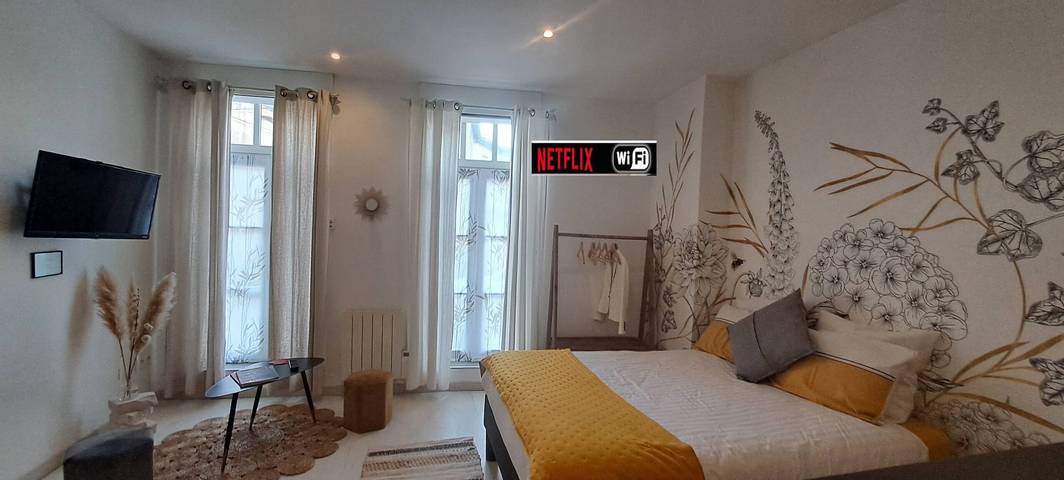 Appartement entier, Les Arcades Studio Coeur De Ville, Wi-fi, Netflix, Canal in Cholet, Région de Cholet
