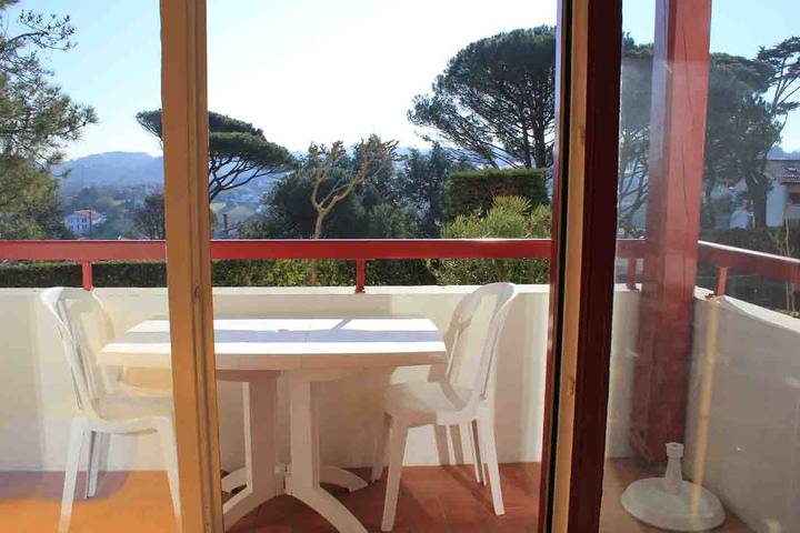 Gîte pour 4 personnes, avec balcon, animaux acceptés dans Plage de l'Uhabia - 4