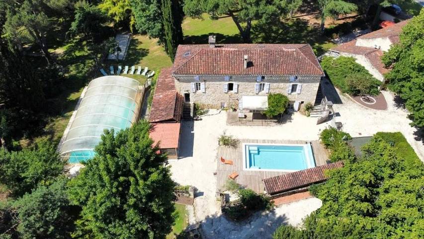 Gîte pour 24 personnes, avec jardin ainsi que piscine et vue à Duravel - 2