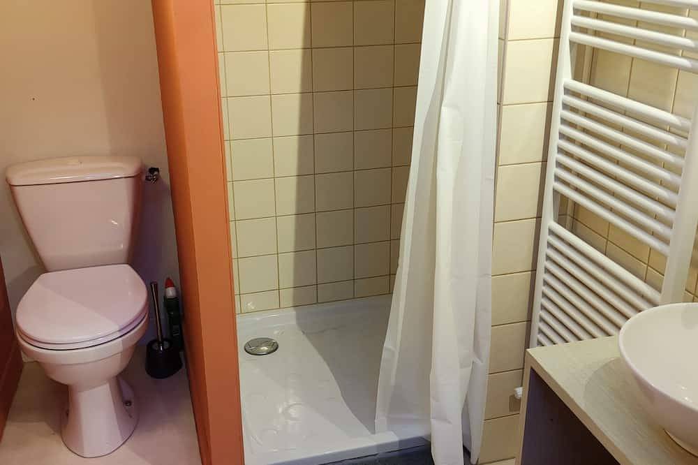 🐕la Patte Charentaise🐕 Avec Parking Privé. Petit Déjeuner Offert la 1ere Nuit in Saintes, Saintes region