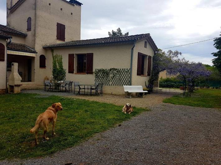 Location de vacances pour 2 personnes, avec jardin ainsi que terrasse et vue à Joyeuse - 2