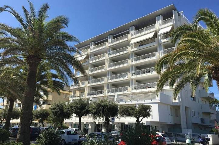 Appartement de vacances pour 5 personnes, avec piscine et balcon, animaux acceptés - 1