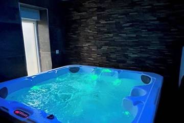 Gîte pour 2 personnes, avec jacuzzi à Bischoffsheim