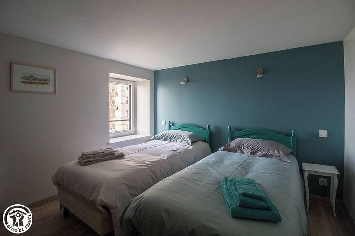 Location de vacances pour 6 personnes, avec jardin et balcon à Usson (Puy-de-Dôme) - 4