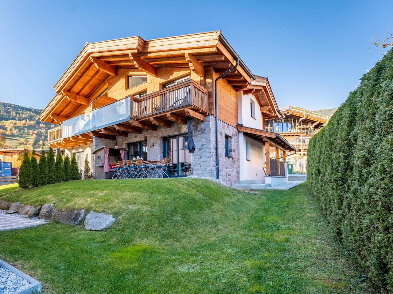 Wunderschönes Chalet mit Wellness und Bar
in Piesendorf, Pinzgau