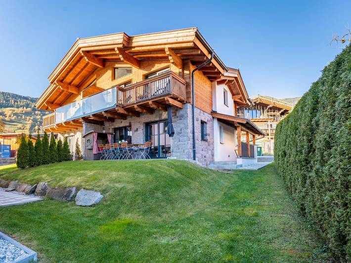 Ferienhaus für 10 Personen, mit Sauna und Garten