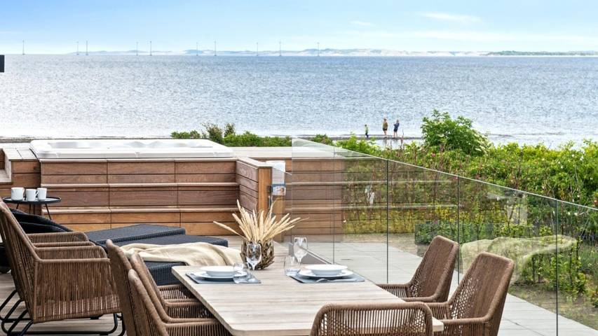 Ferienhaus für 6 Personen, mit Terrasse und Garten sowie Sauna in Dyngby Strand