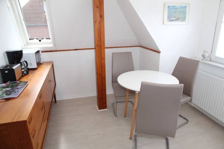 Ferienwohnung für 2 Personen, mit Terrasse und Garten in Greetsiel - 4