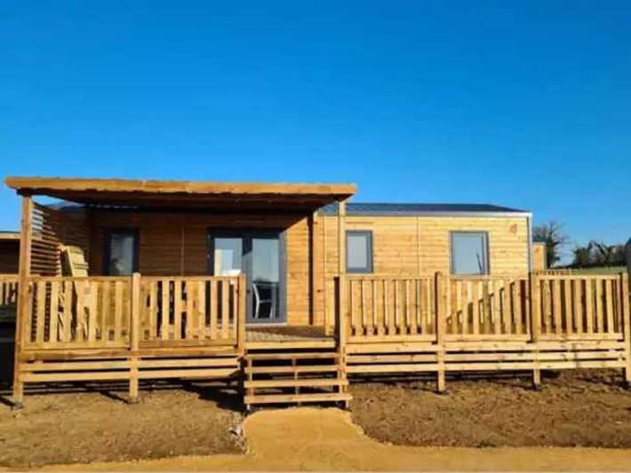 Camping voor 6 personen, met zwembad en kinderzwembad, met huisdier in Lot