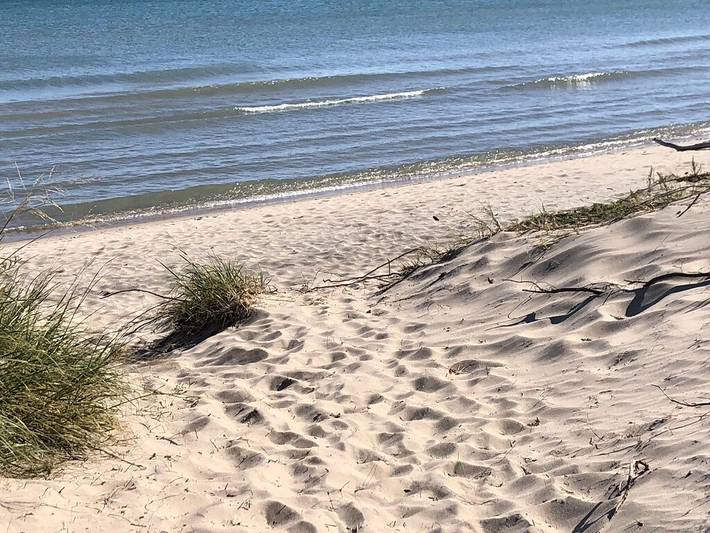 Vacation house for 14 people, with yard in Wisconsin