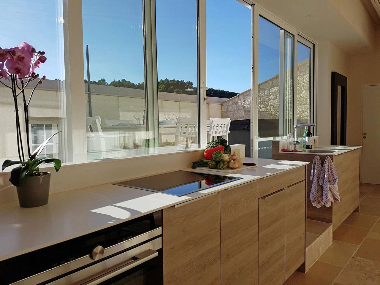 Appartement entier, Charming Apartment in Villesèque-des-Corbières with Jacuzzi in Villesèque-des-Corbières, Côte méditerranéenne (France)