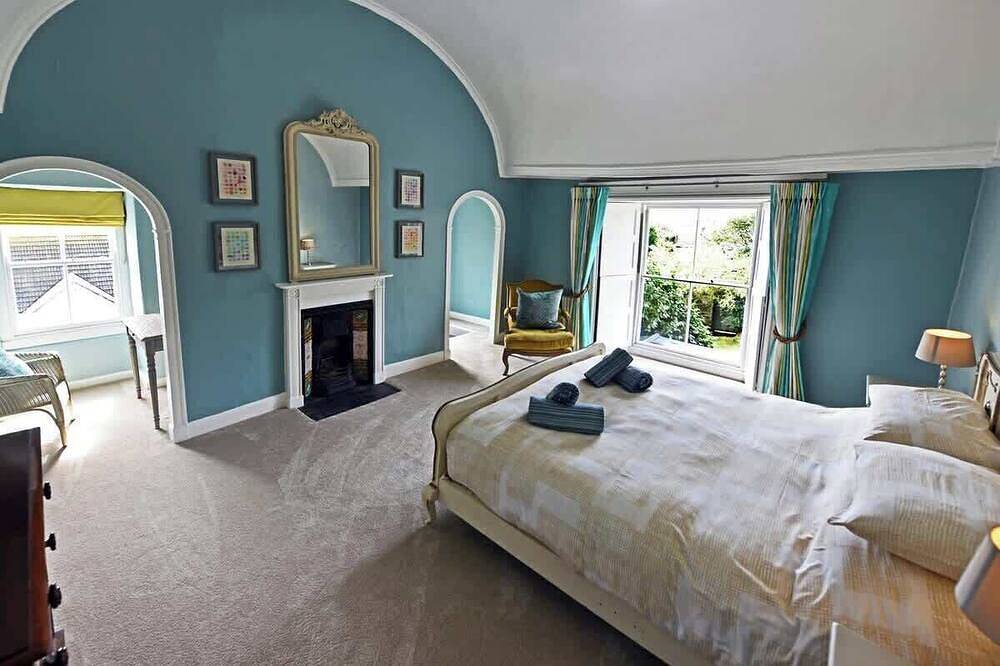 Historical Churchtown House - Whole House in Cornwall