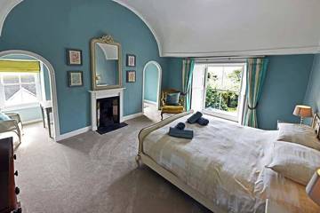 Holiday Rental for 15 People in Cornwall, Photo 1