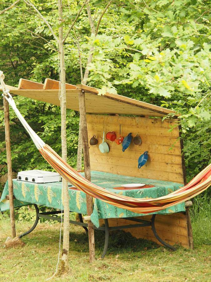 Tente pour 2 personnes, avec vue et vue sur le lac ainsi que piscine et jardin, animaux acceptés dans Saône-et-Loire - 2