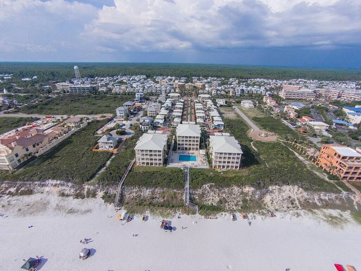 Vacation rental for 8 people, with balcony and pool in Alys Beach