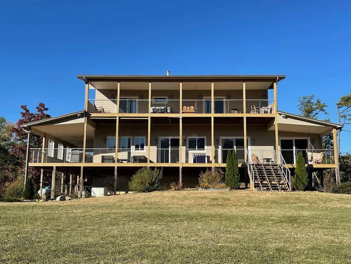 Holiday rental for 12 people, with balcony and garden, child-friendly in Tennessee