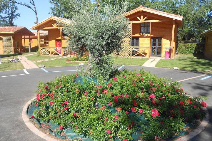 Gîte pour 4 personnes, avec piscine ainsi que jardin et terrasse à Fronton - 2