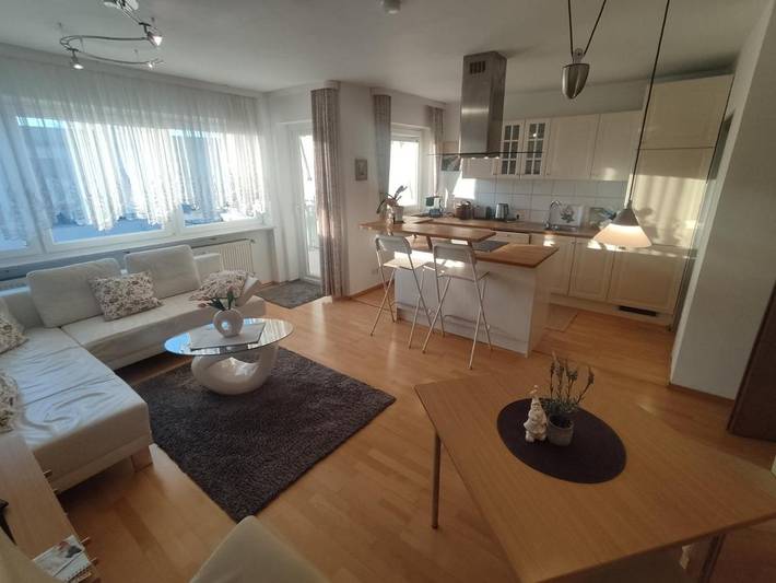 Ferienwohnung für 3 Personen, mit Balkon und Terrasse sowie Ausblick