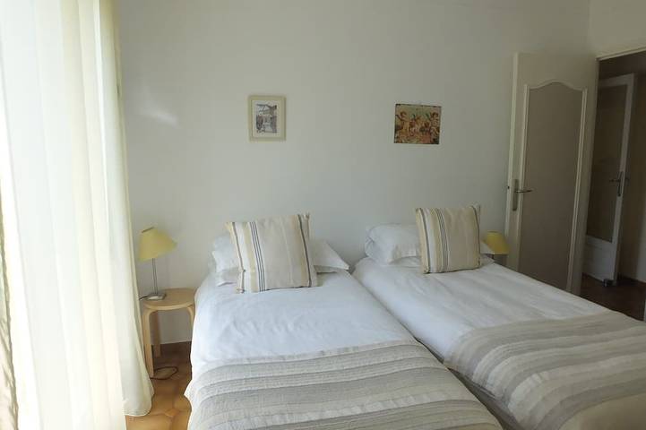 Location de vacances pour 8 personnes, avec jardin et jacuzzi à Reynès - 4