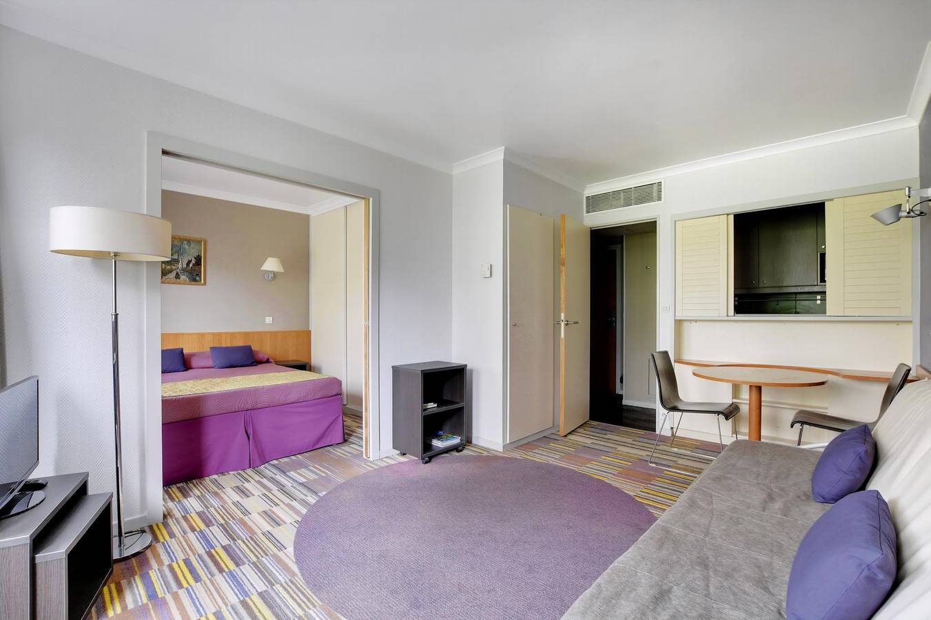 Apartamento entero, Guestready - piso moderno cerca de La Défense in Courbevoie, Altos del Sena