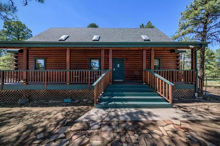 Natuurhuisje voor 10 personen, with tuin and terras as well as whirlpool, met huisdier in het Nationaal Park Grand Canyon