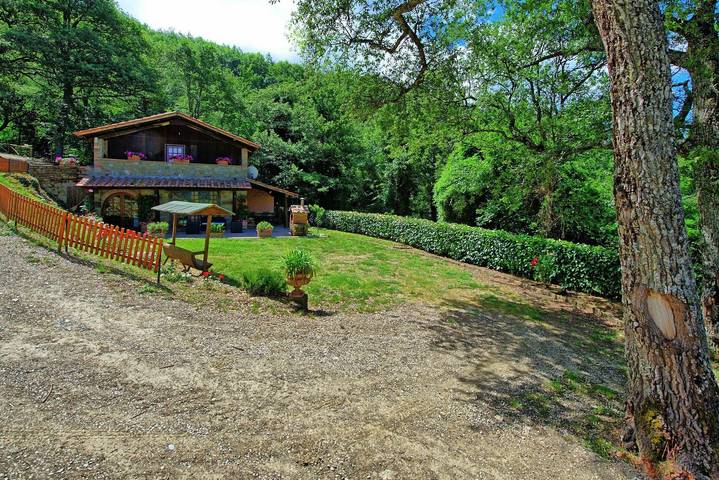 Villa für 4 Personen, mit Balkon und Pool in der Toskana - 2