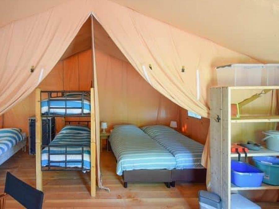 Camping Des Arcades - Tente en toile et en bois 5 personnes - Lodge Nature 35 m² in Saint-Pantaléon (Midi-Pyrénées), Lot