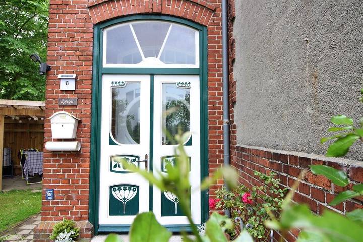 Ferienwohnung für 4 Personen, mit Balkon/Terrasse und Balkon sowie Terrasse in Garding