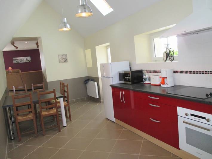 Gîte pour 6 personnes, avec piscine ainsi que jardin et terrasse à Langoat - 4