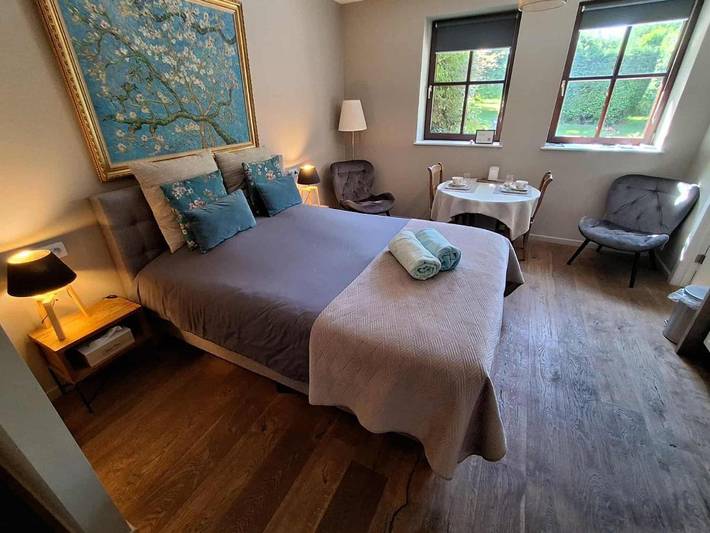 Gîte pour 2 personnes, avec vue sur le lac et vue ainsi que piscine et jardin à Jalhay - 2