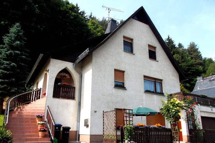 Ganze Wohnung, Fewo bis 3 P. in Bad Schandau ab 55 €/Nacht inkl. Endreinigung, Parkplatz, Wlan in Krippen, Bad Schandau