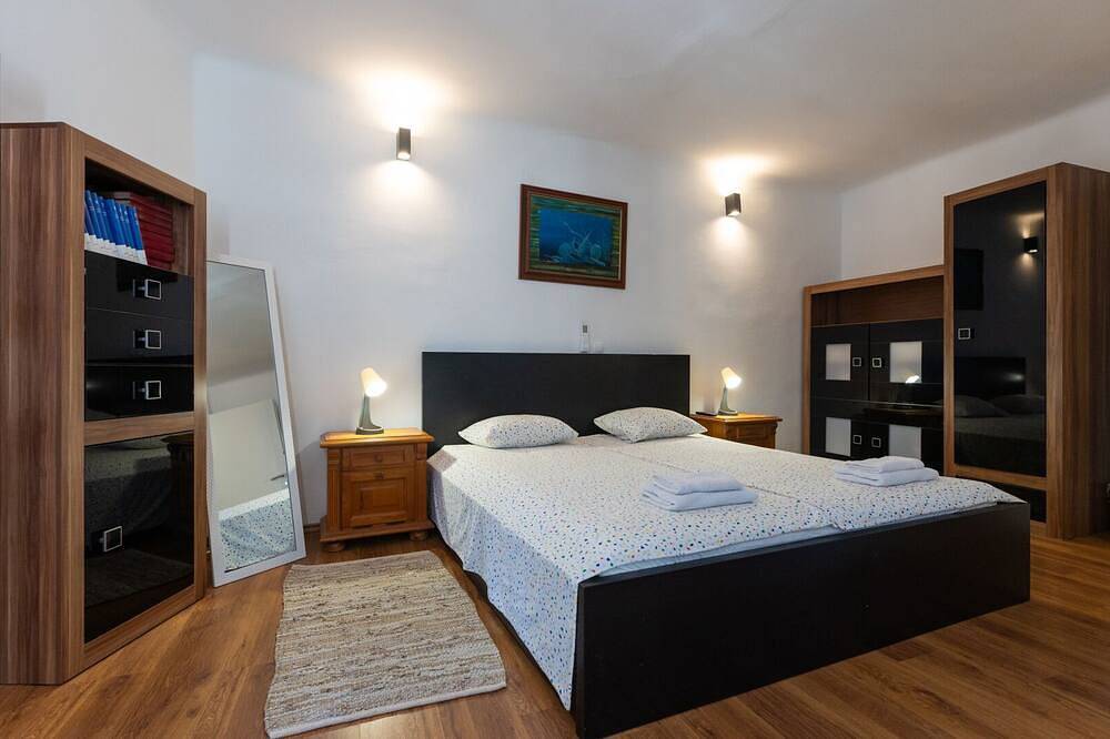 House Antonia by Villas Guide in Dubrovnik-Neretva