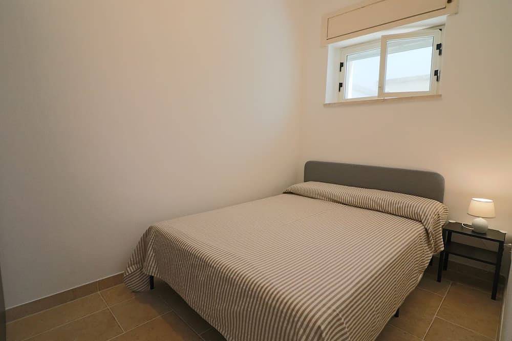 Casa Nausica — Elegant Apartment Facing the Aragonese Castle in Lecce, Lecce Province