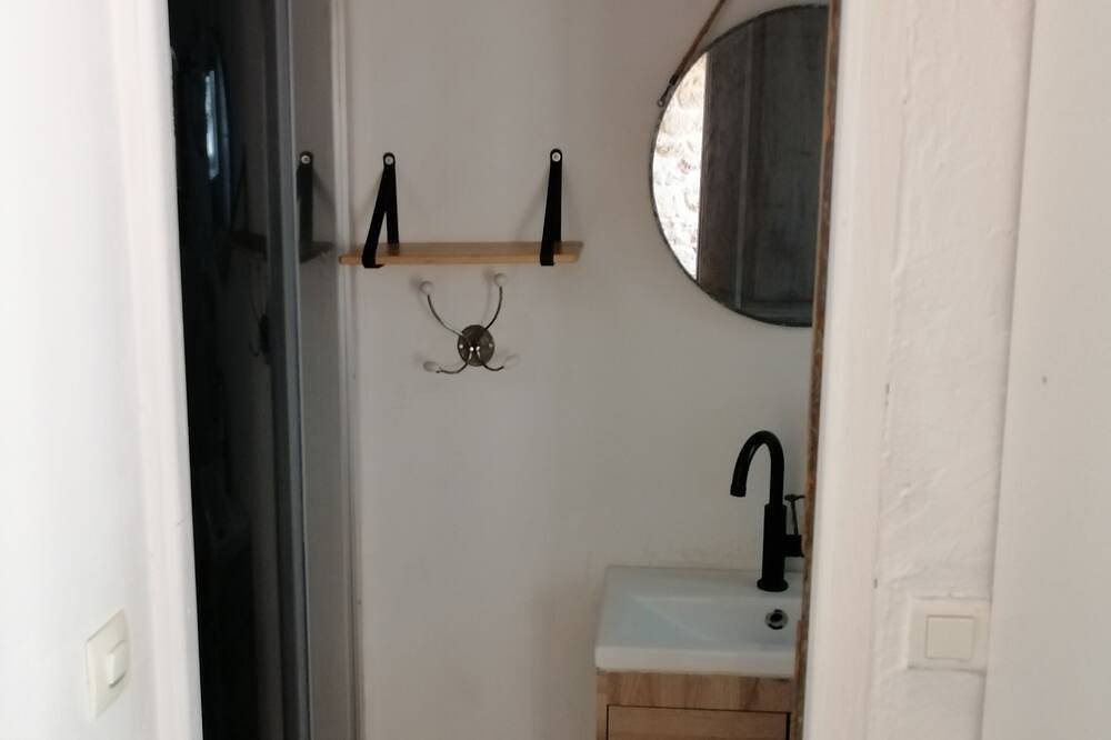 Entire apartment, Studio in a Camargue farmhouse in Gallician, Vauvert