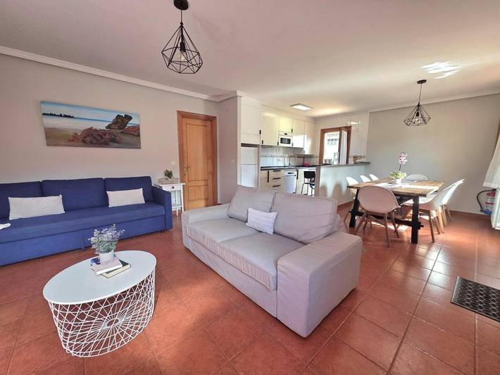 Apartamento para 8 personas, con jardín y terraza en Argoños
