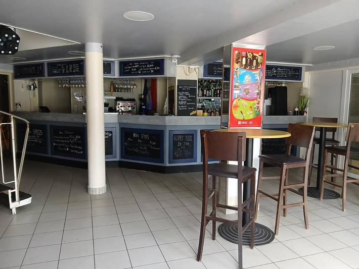 Camping pour 6 personnes, avec piscine ainsi que jardin et bassin pour enfant, animaux acceptés à Saint-Brevin-les-Pins - 2