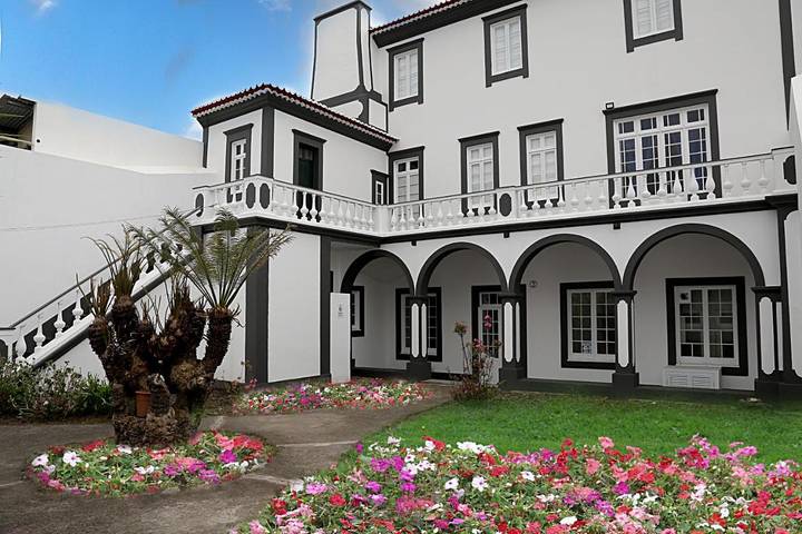 Casa de férias para 12 pessoas, com jardim em Villa Franca Do Campo