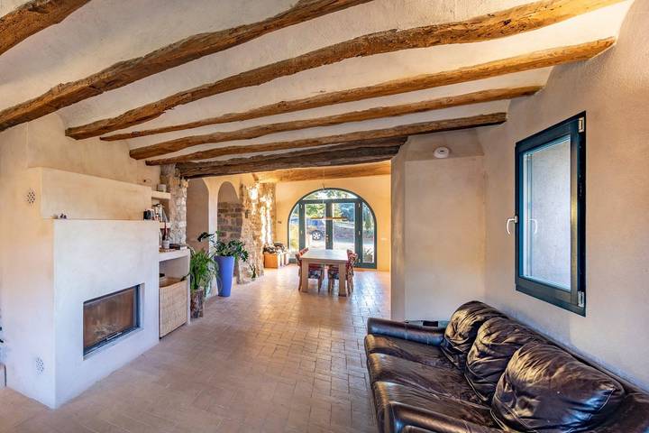 Chalet para 14 personas, con jardín en Garrotxa - 4