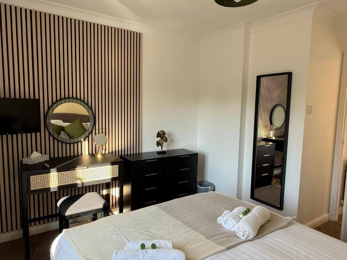 Two-Bedroom House in Ringwood, Hampshire